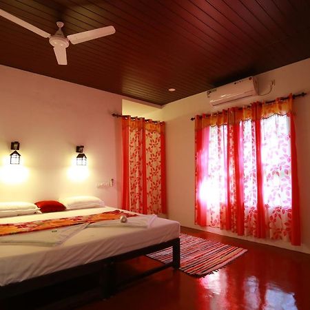 Marari John'S Beach Mararikulam Exterior foto
