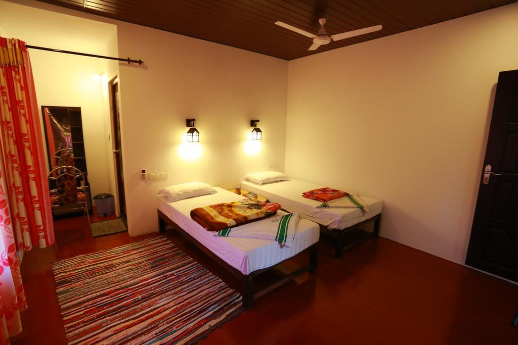 Marari John'S Beach Mararikulam Exterior foto