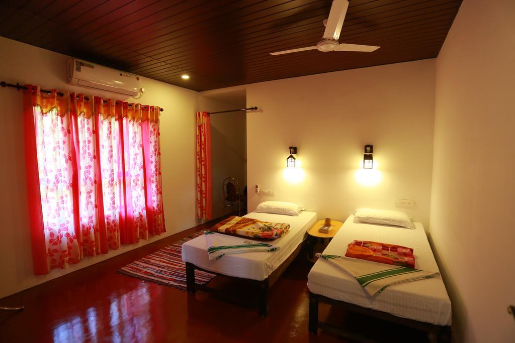 Marari John'S Beach Mararikulam Exterior foto
